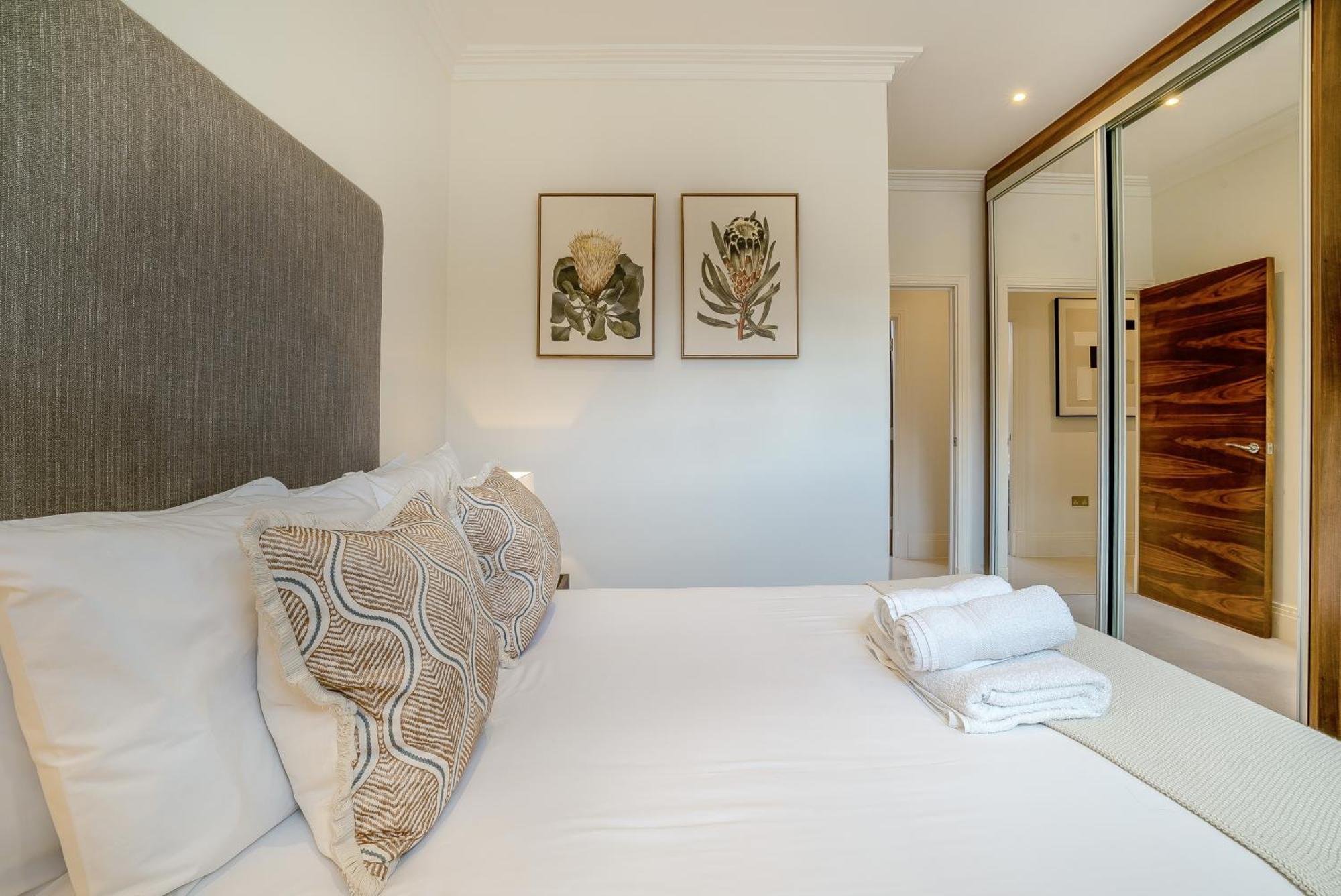 Palace Wharf Apartments Лондон Екстер'єр фото