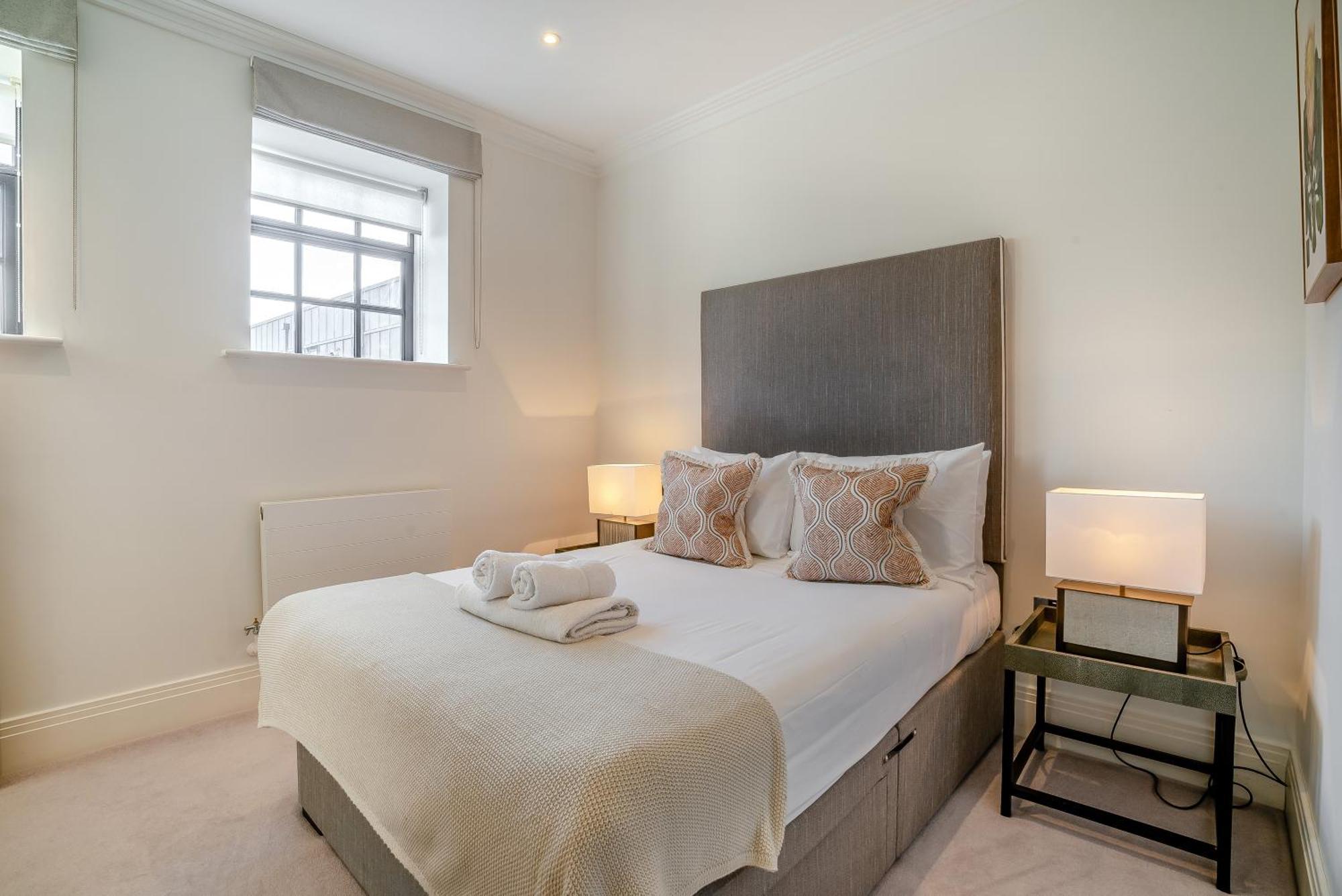 Palace Wharf Apartments Лондон Екстер'єр фото