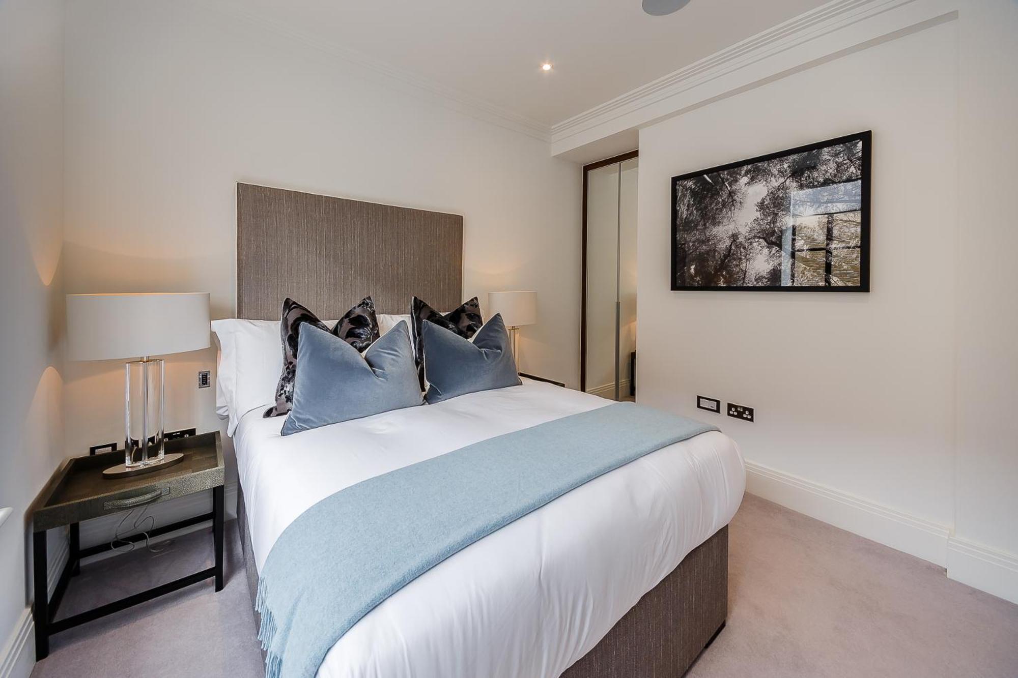 Palace Wharf Apartments Лондон Екстер'єр фото
